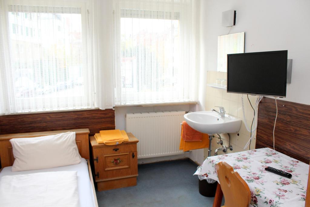 Hotel Hottmann Stuttgart Bagian luar foto